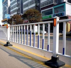 萍鄉(xiāng)南昌道路護(hù)欄